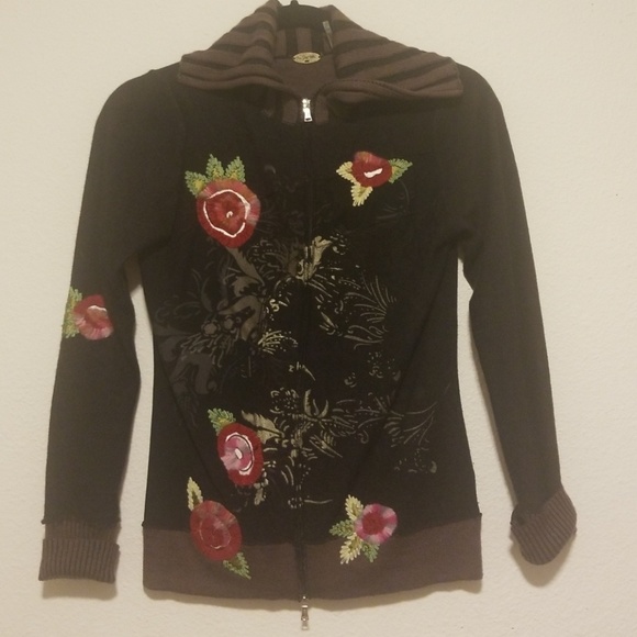 One Girl Who Sweaters - Floral zip up sweater